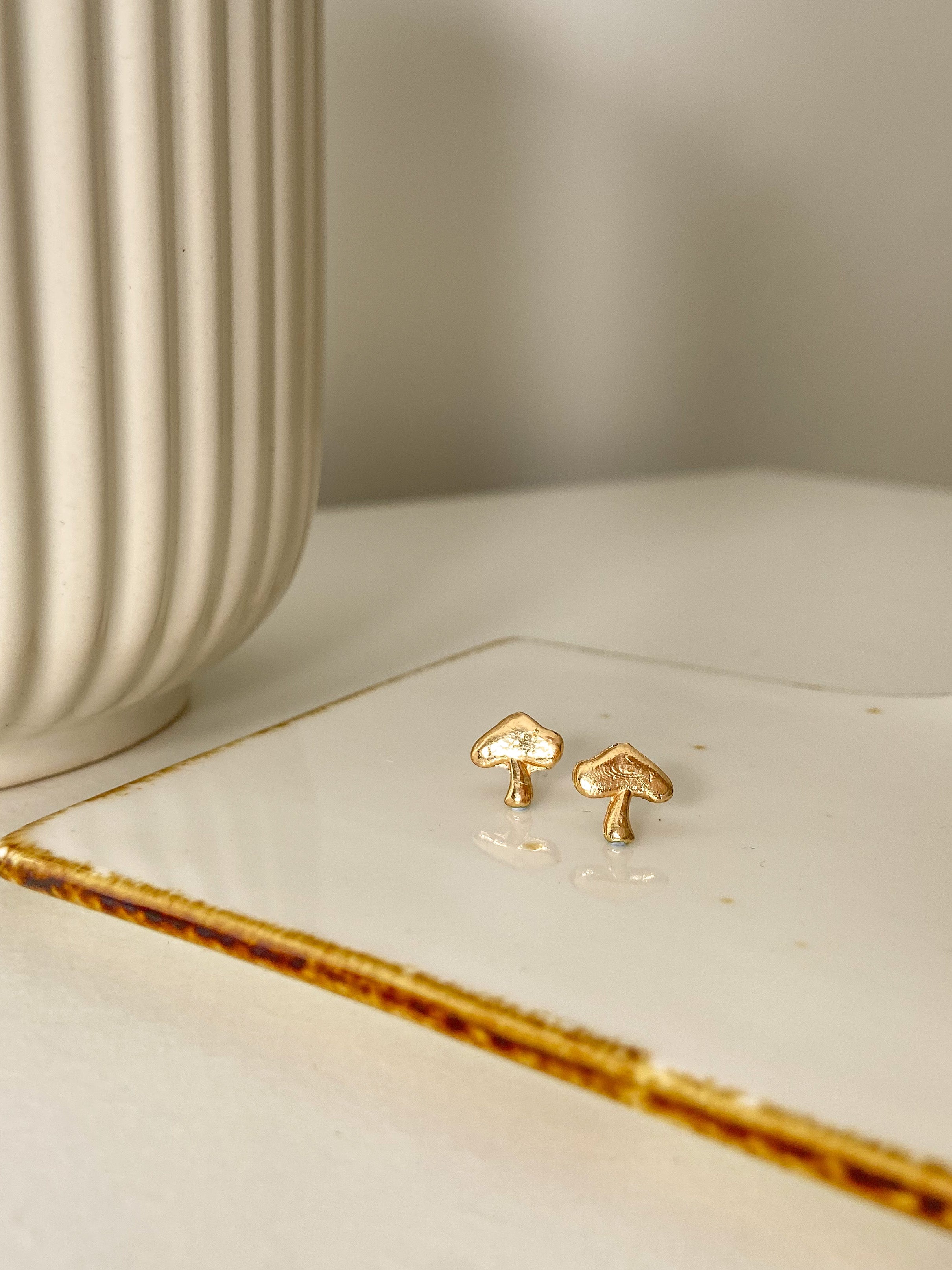 Mushroom Stud Singles Earring